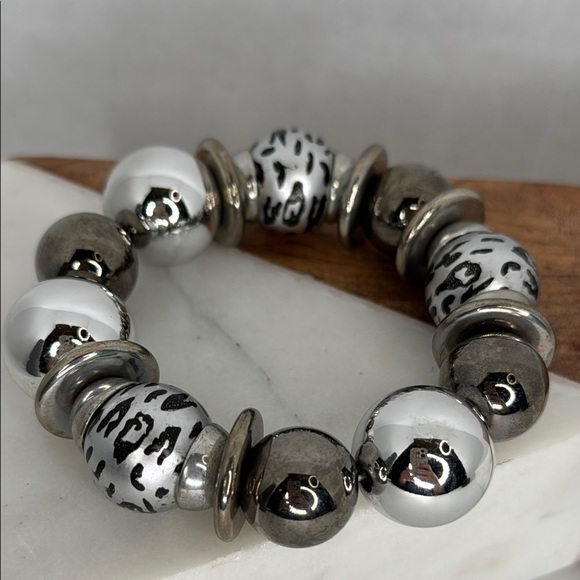 Vintage Estate Silver and Black Beaded Bracelet Lot C50 - Picture 3 of 6